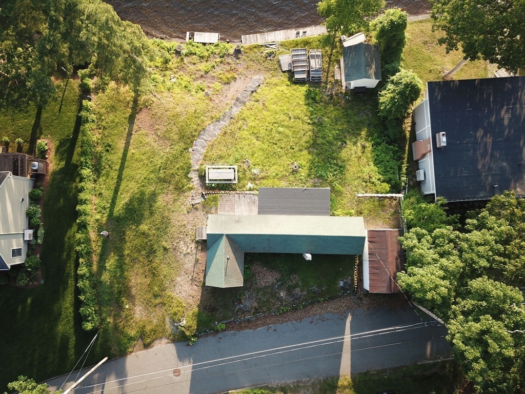 53 Colonial Road Webster, MA 01570 - Photo 28 of 36