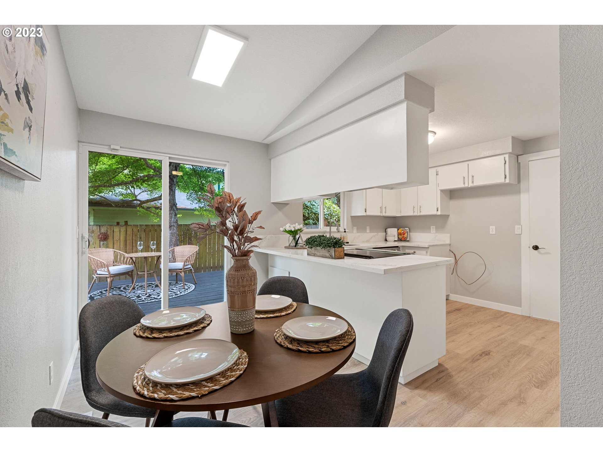 5830 Southwest 177th Avenue Beaverton, OR 97007 - Photo 12 of 41 a kitchen with a table and chairs