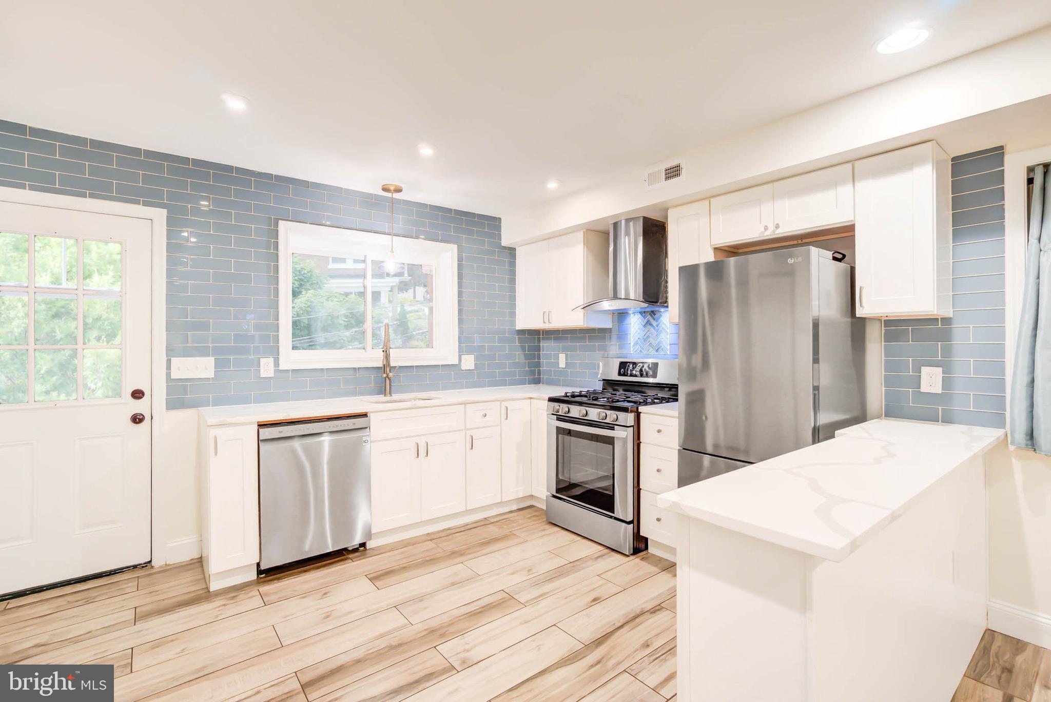 1323 49th Street Northeast Washington, DC 20019 - Photo 3 of 11