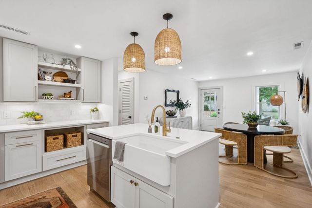 $721,500 | 816 Bermuda Street, Charleston, SC 29412