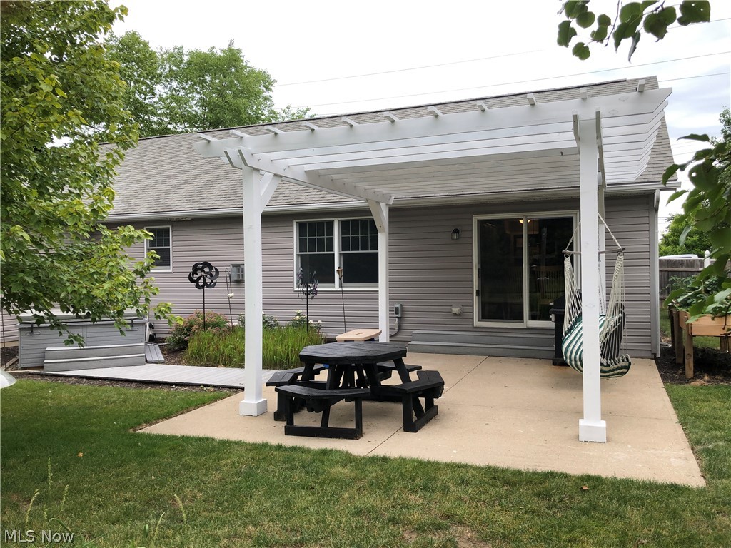 593 North State Road Medina, OH 44256 - Photo 2 of 20 Gallery Image 2