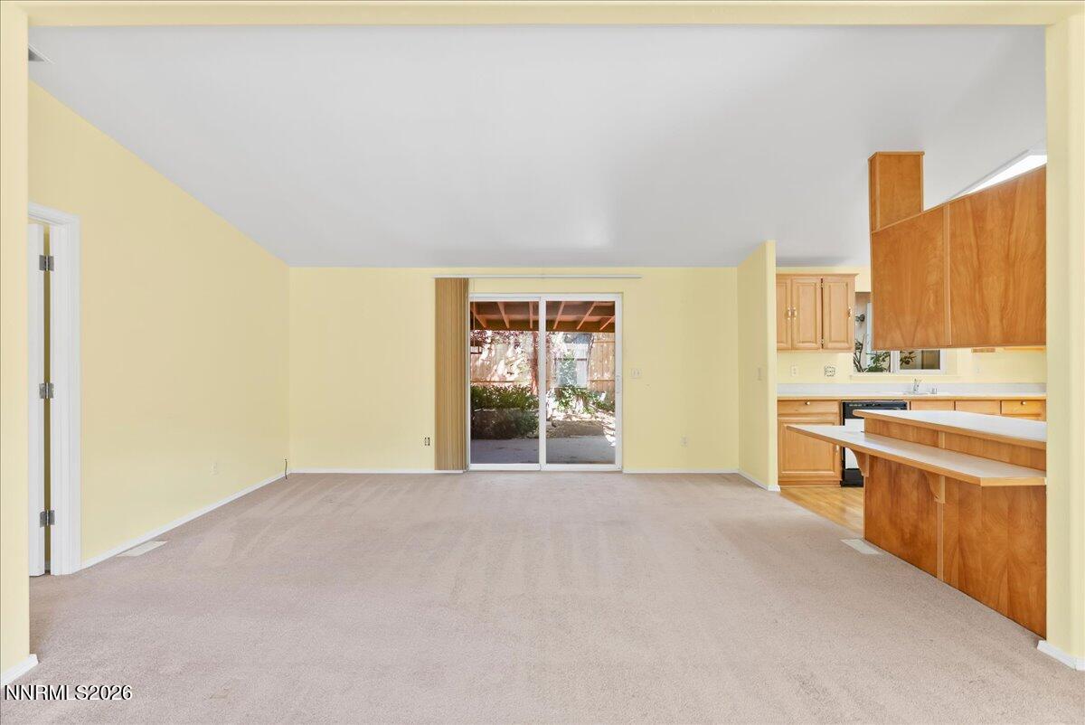 7621 Diamond Pointe Way Reno, NV 89506 - Photo 7 of 32 07-7621 Diamond Pointe Way Reno NV 89506