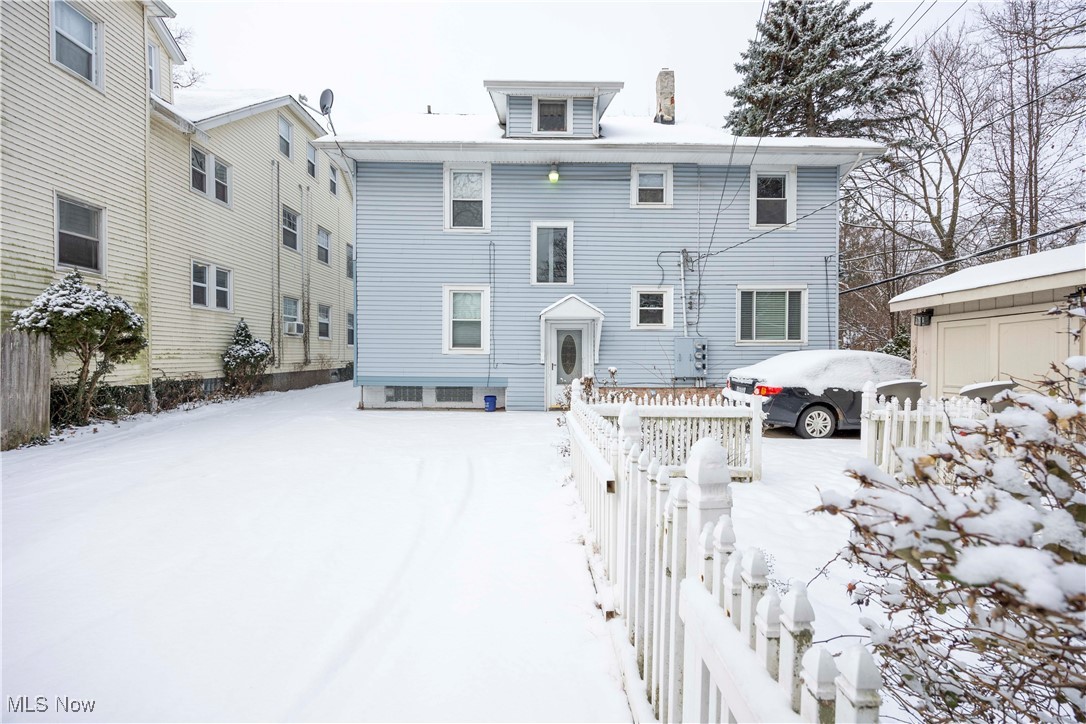 2075 Coventry Road Cleveland, OH 44118 - Photo 35 of 41 View of snow covered property