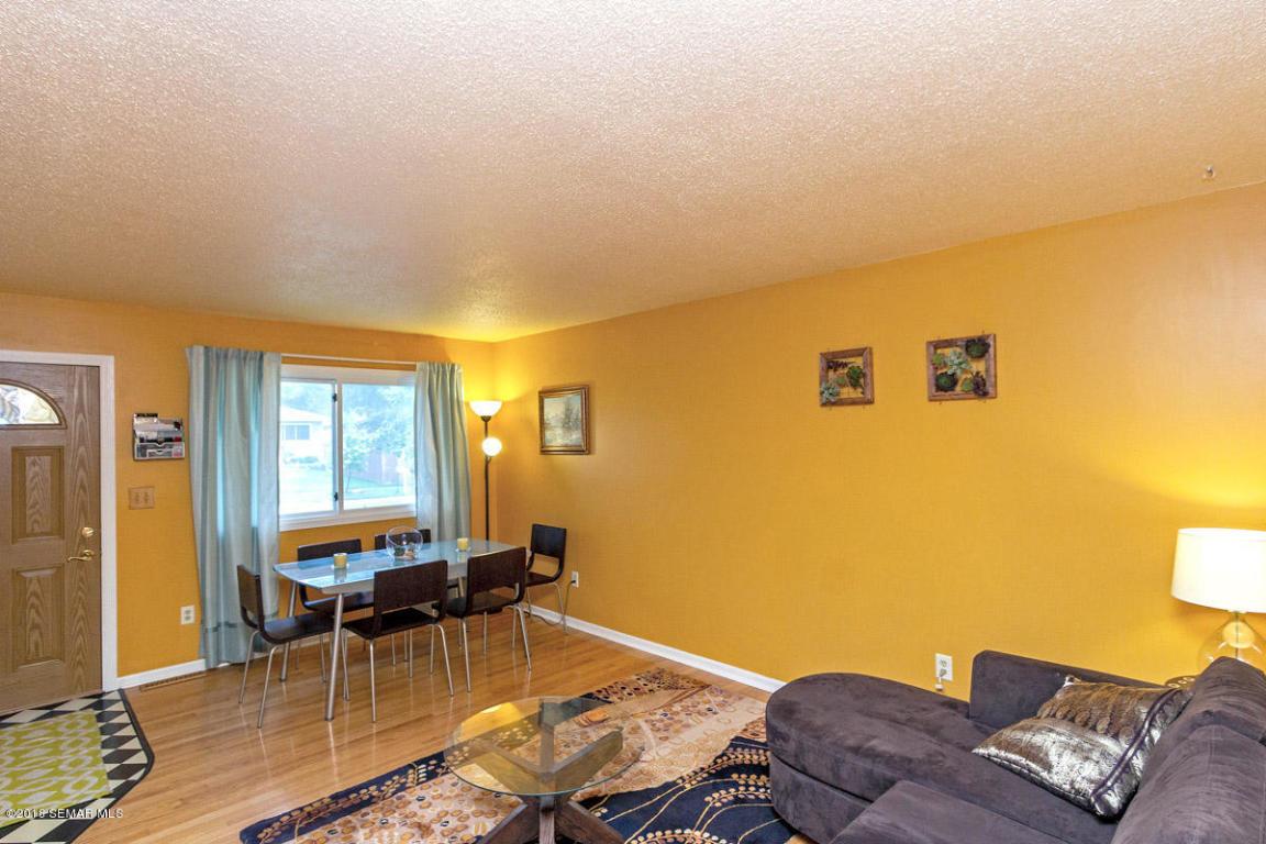 4507 16th Avenue Northwest Rochester, MN 55901 - Photo 11 of 24