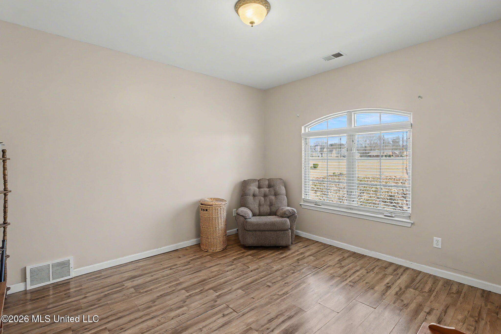 172 Myra Road Byhalia, MS 38611 - Photo 16 of 33 16-web-or-mls-172 Myra Rd-15