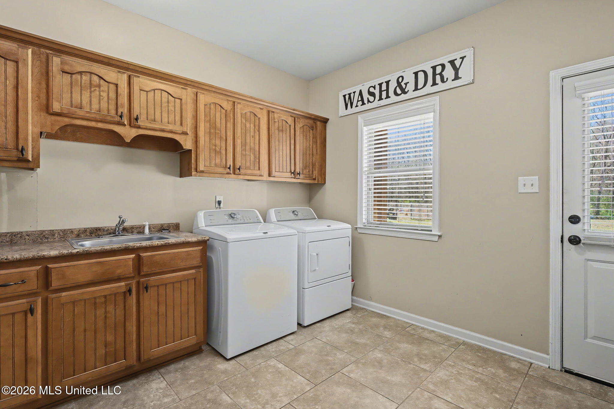 172 Myra Road Byhalia, MS 38611 - Photo 19 of 33 19-web-or-mls-172 Myra Rd-18