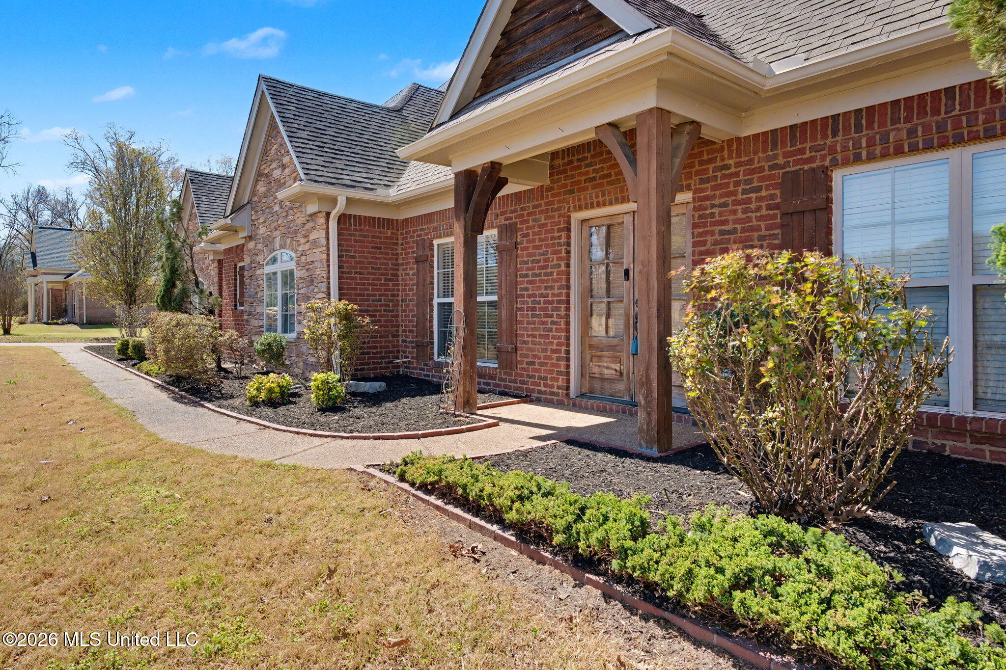 172 Myra Road Byhalia, MS 38611 - Photo 5 of 33 5-web-or-mls-172 Myra Rd-4