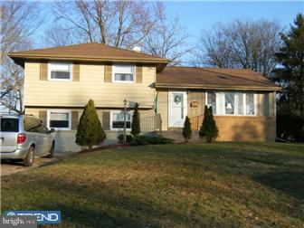 1 Spruce Road Burlington, NJ 08016 - Photo 1 of 12 Exterior Front