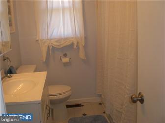 1 Spruce Road Burlington, NJ 08016 - Photo 6 of 12 Bathroom
