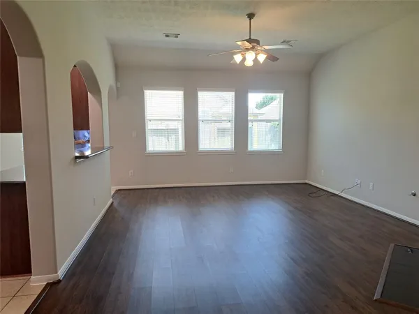 $2,700 | 26315 Fox Ridge Lane, Katy, TX 77494