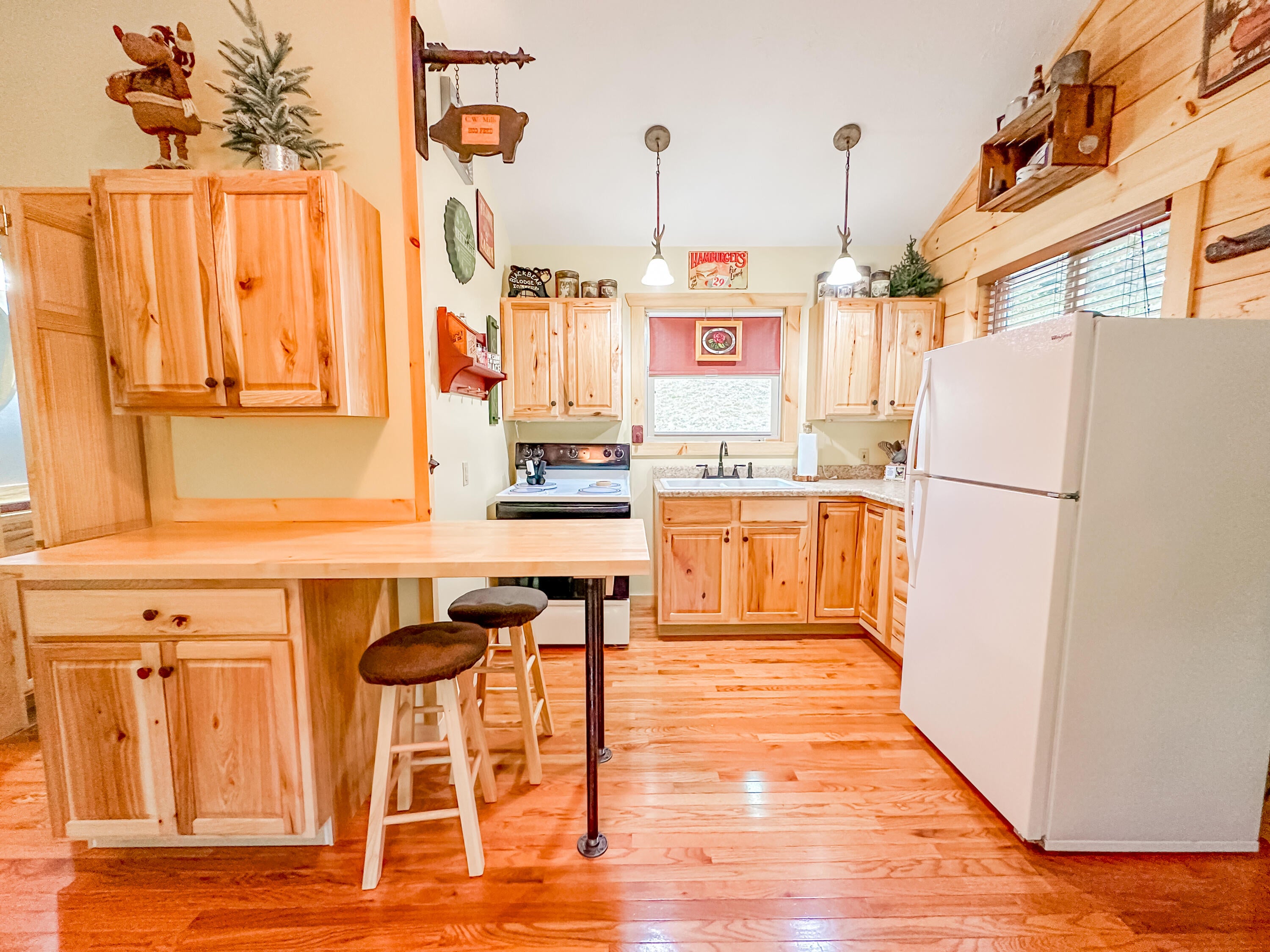 948 Pumpkin Center Road Renick, WV 24966 - Photo 9 of 25 Gallery Image 9