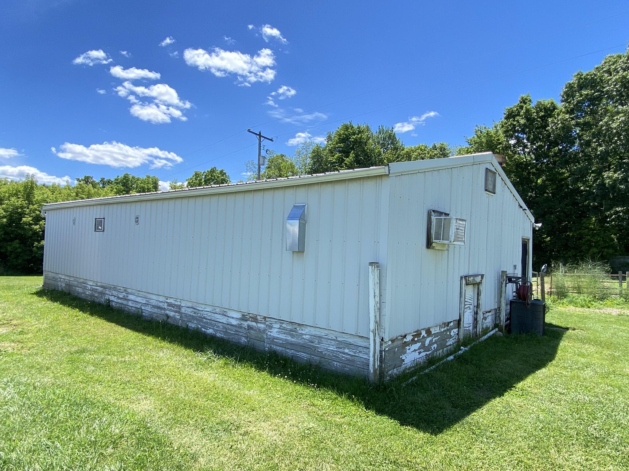 12915 Cassidy Road Bellevue, MI 49021 - Photo 105 of 128 IMG_9378