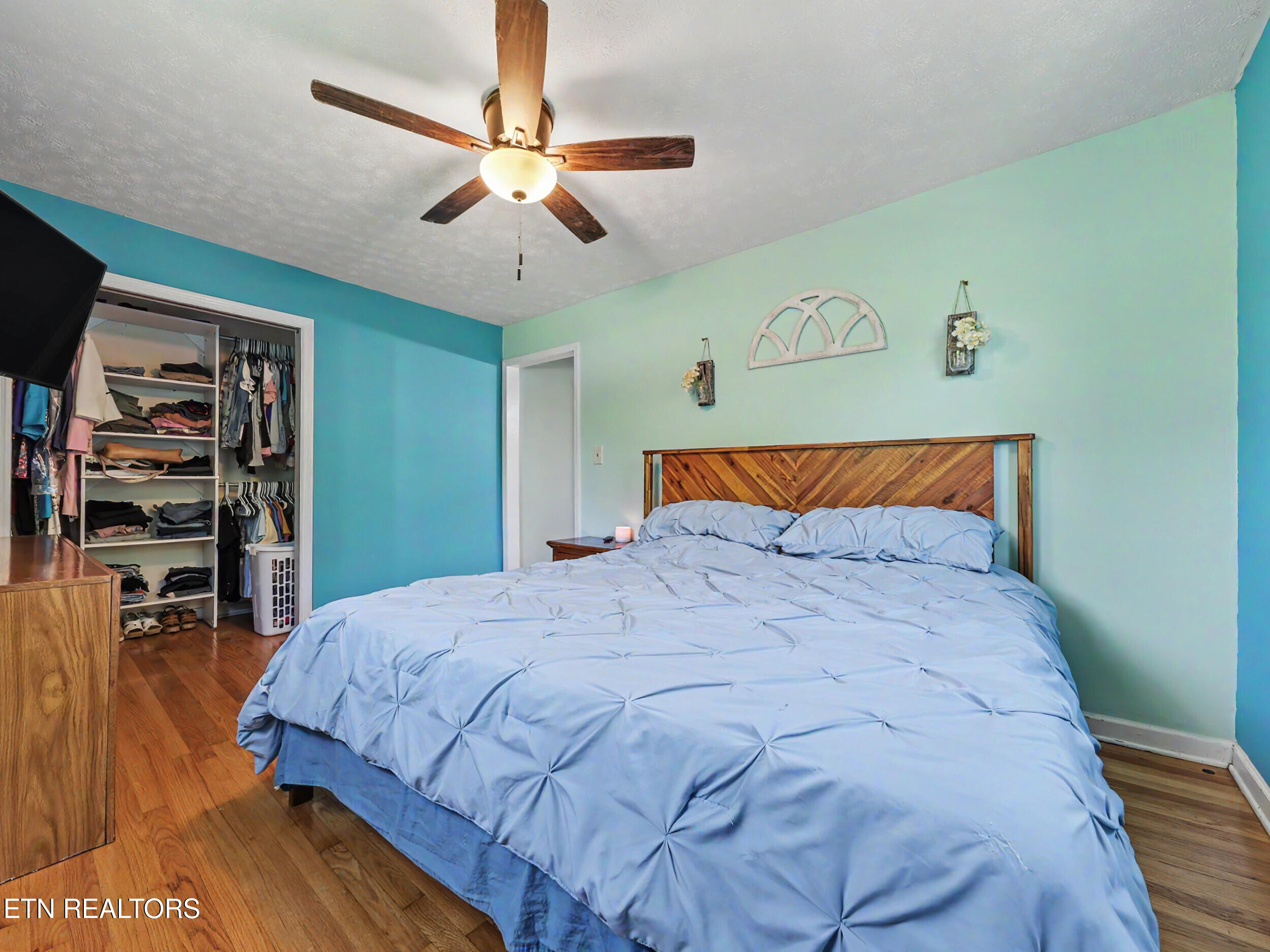 848 Lakeshore Road Talbott, TN 37877 - Photo 28 of 51 Primary bedroom