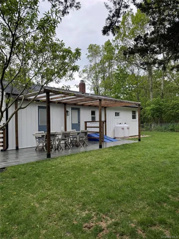 $820,000 | 10 Chevy Chase Road, Hampton Bays, NY 11946