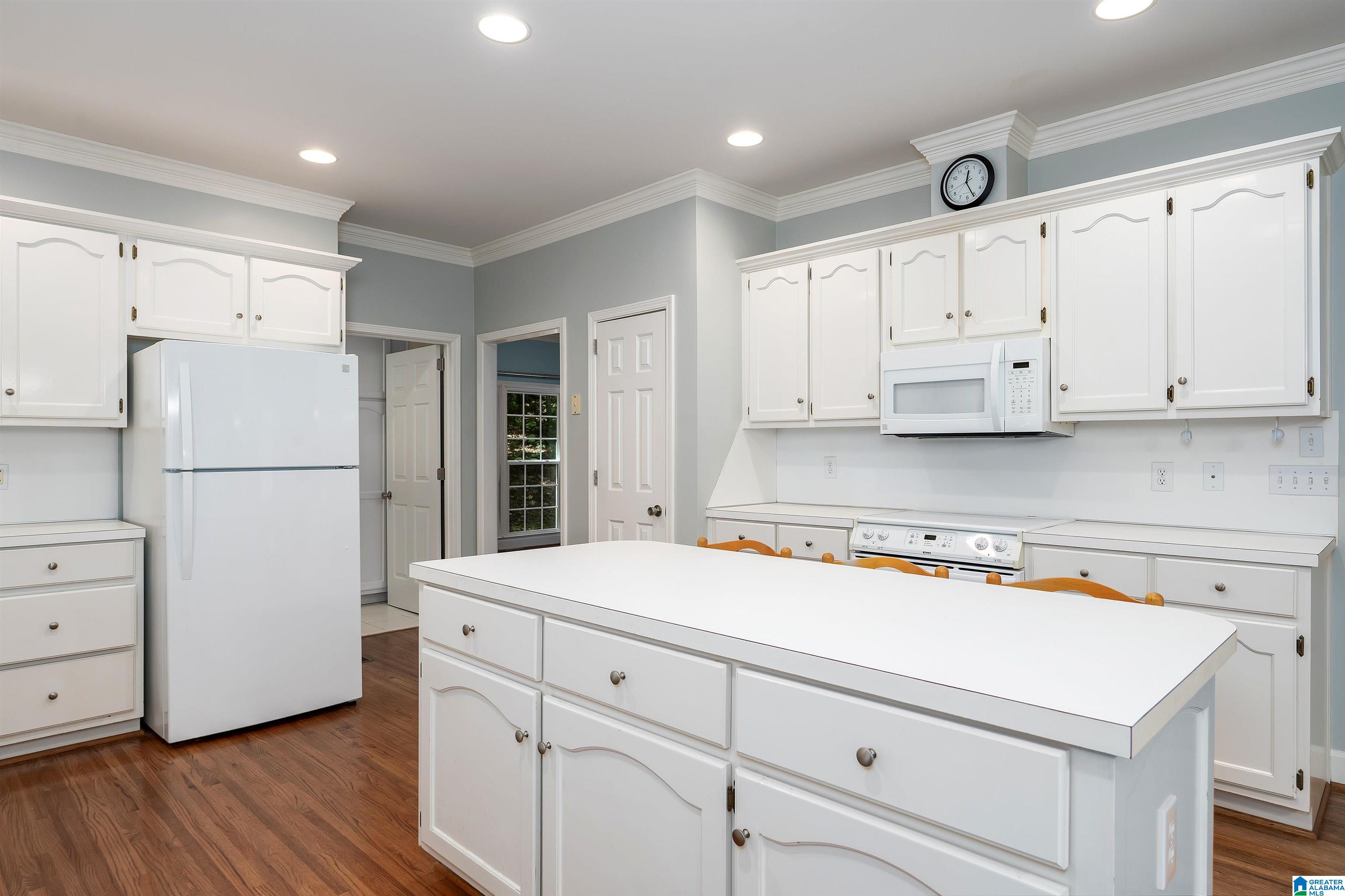 4522 Shadow Ridge Parkway Pinson, AL 35126 - Photo 11 of 61