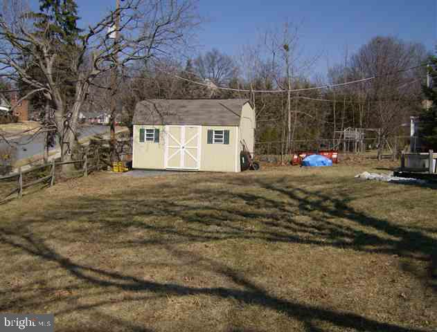 510 Lenker Place Harrisburg, PA 17111 - Photo 12 of 12 Gallery Image 12