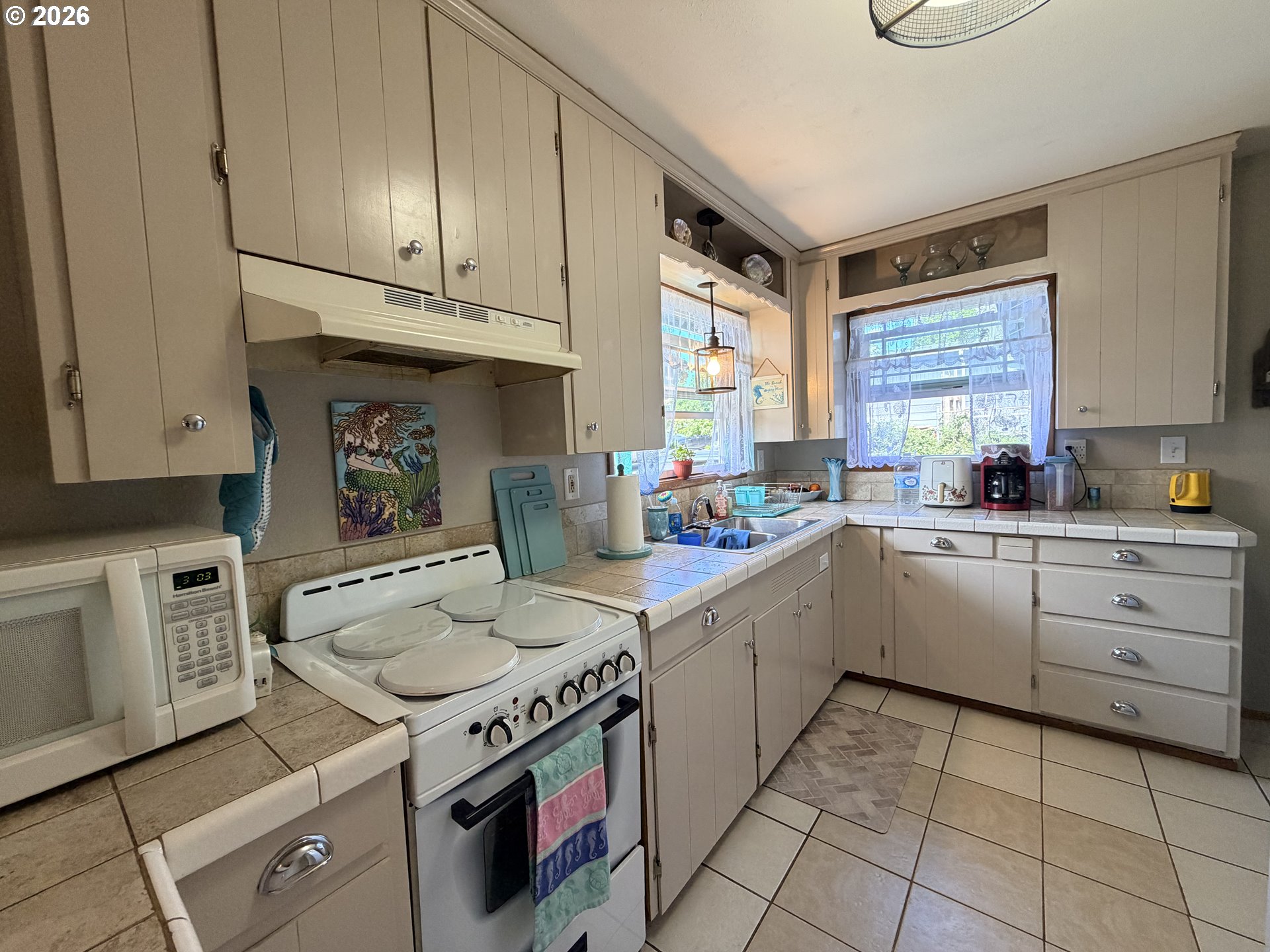 2260 Arthur Drive Reedsport, OR 97467 - Photo 9 of 36 Kitchen