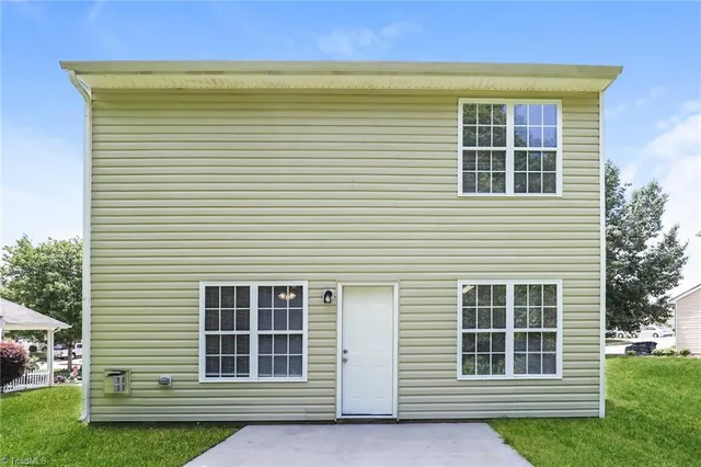 $1,885 | 1032 Quinlan Drive, Greensboro, NC 27406