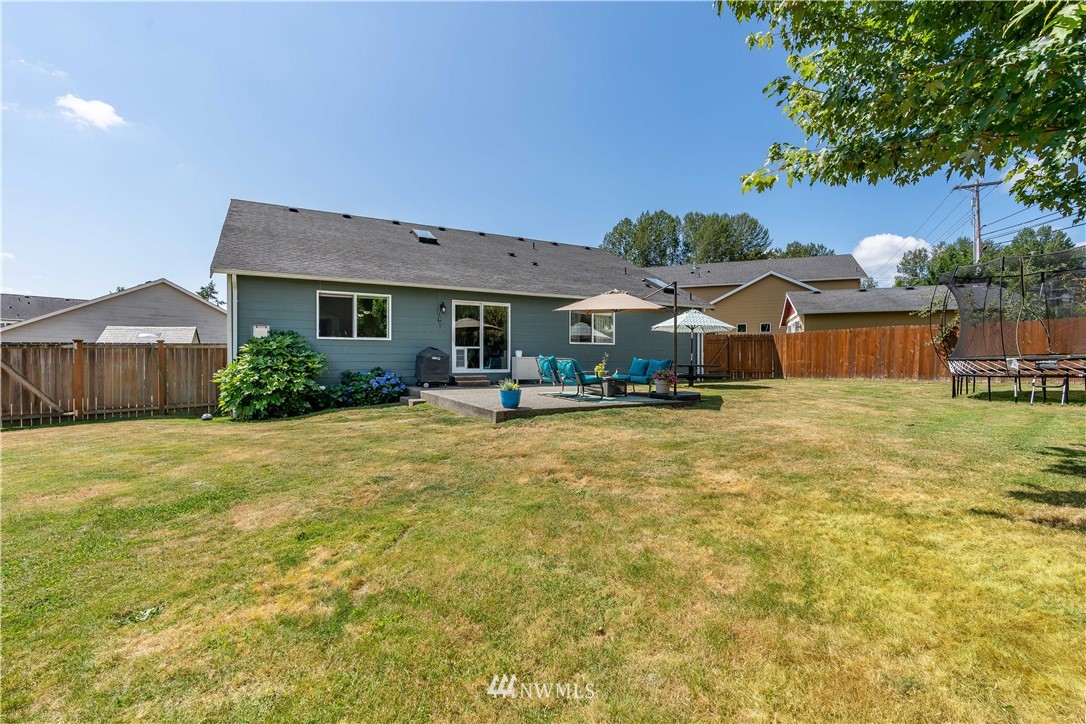 20815 9th Drive Southeast Bothell, WA 98021 - Photo 21 of 23 a front view of a house with garden