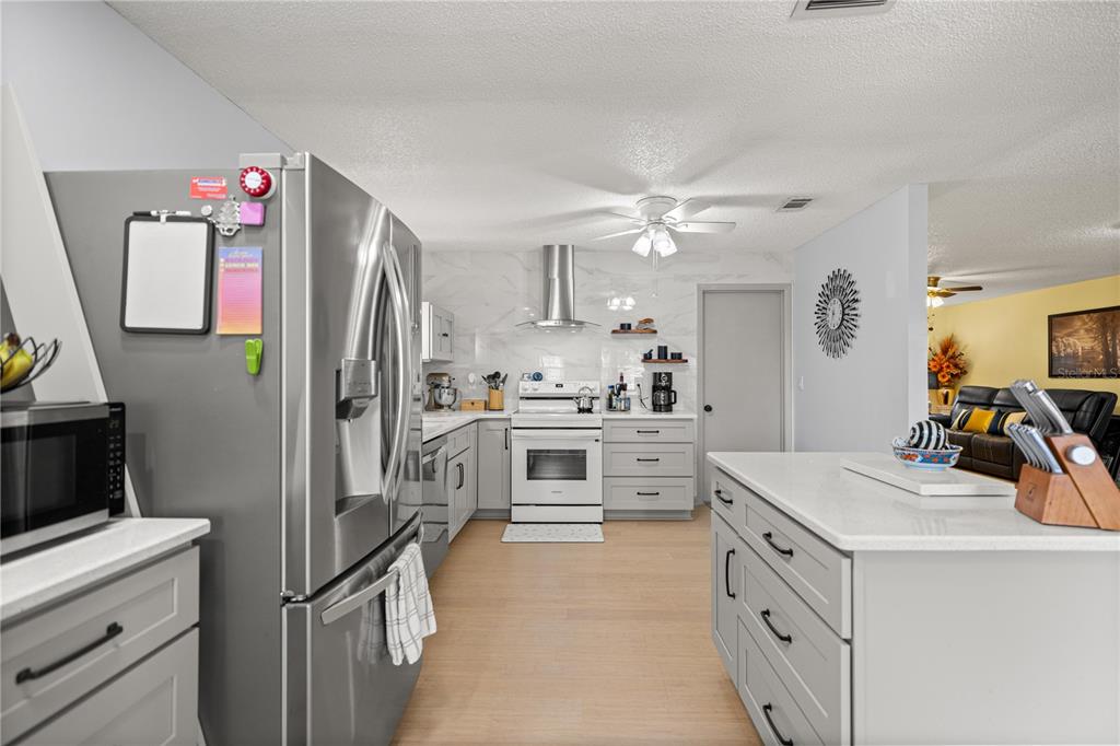 8868 Southwest 97th Lane Road, Unit G Ocala, FL 34481 - Photo 7 of 30