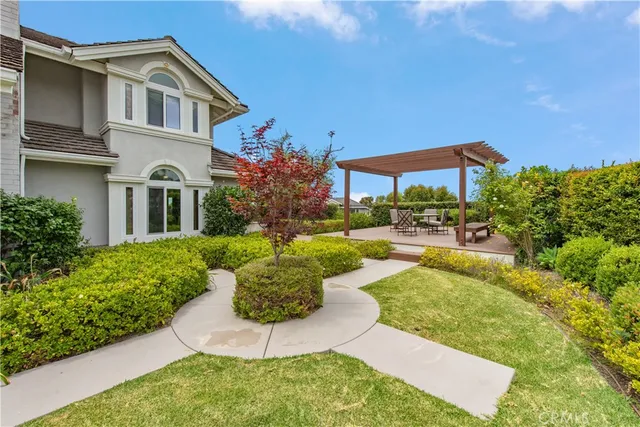 $6,798,888 | 111 Hillcrest, Irvine, CA 92603