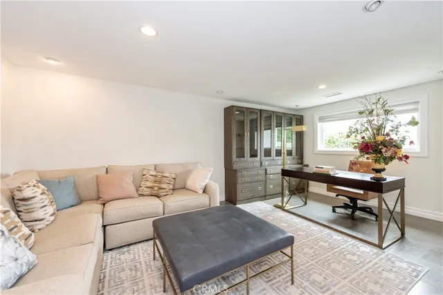 $6,798,888 | 111 Hillcrest, Irvine, CA 92603