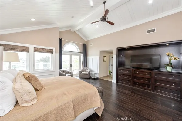 a large spacious bathroom with a granite countertop tub sink and mirror