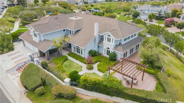 $6,798,888 | 111 Hillcrest, Irvine, CA 92603