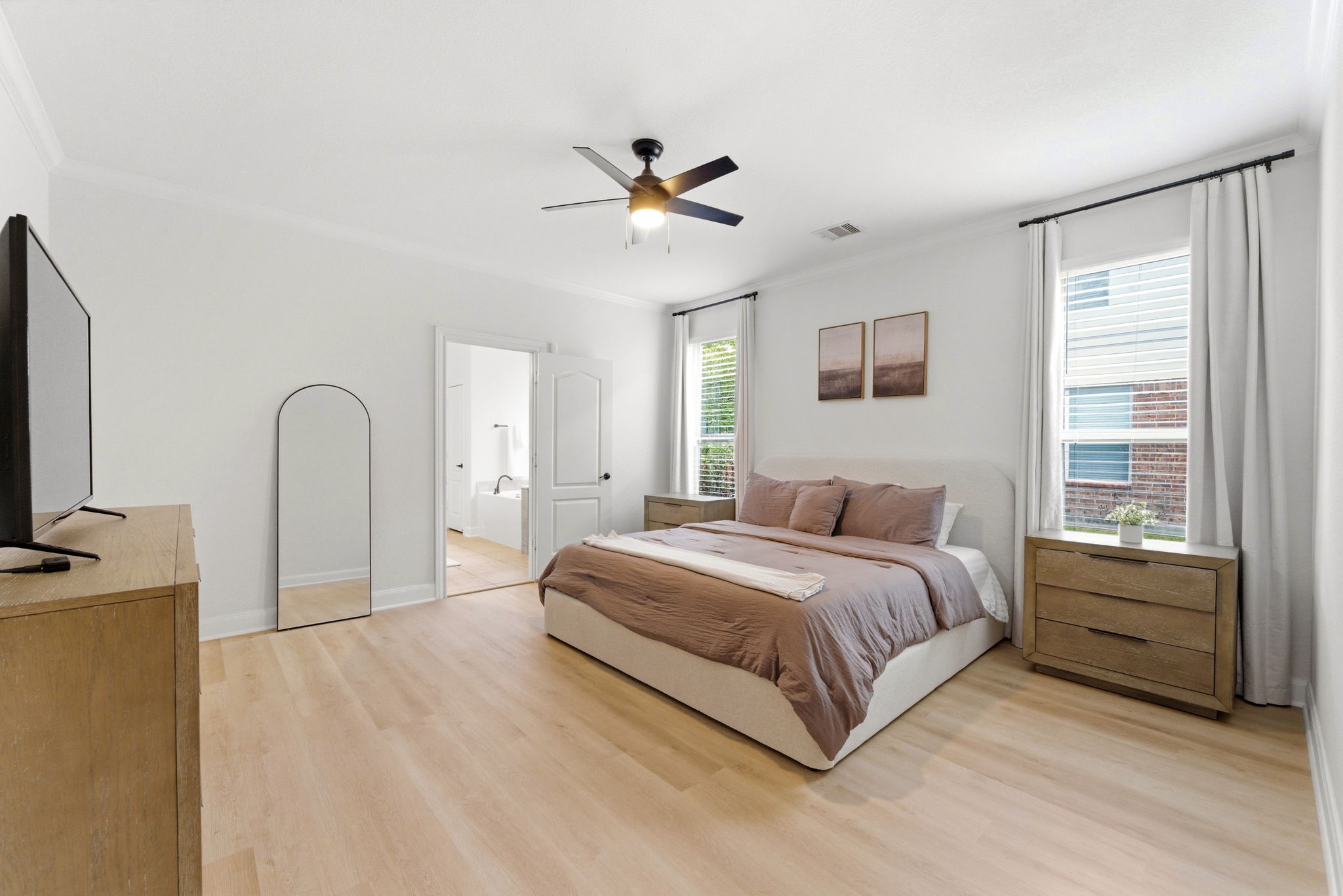 94 Buck Trail Place Spring, TX 77389 - Photo 10 of 30 Primary Bedroom