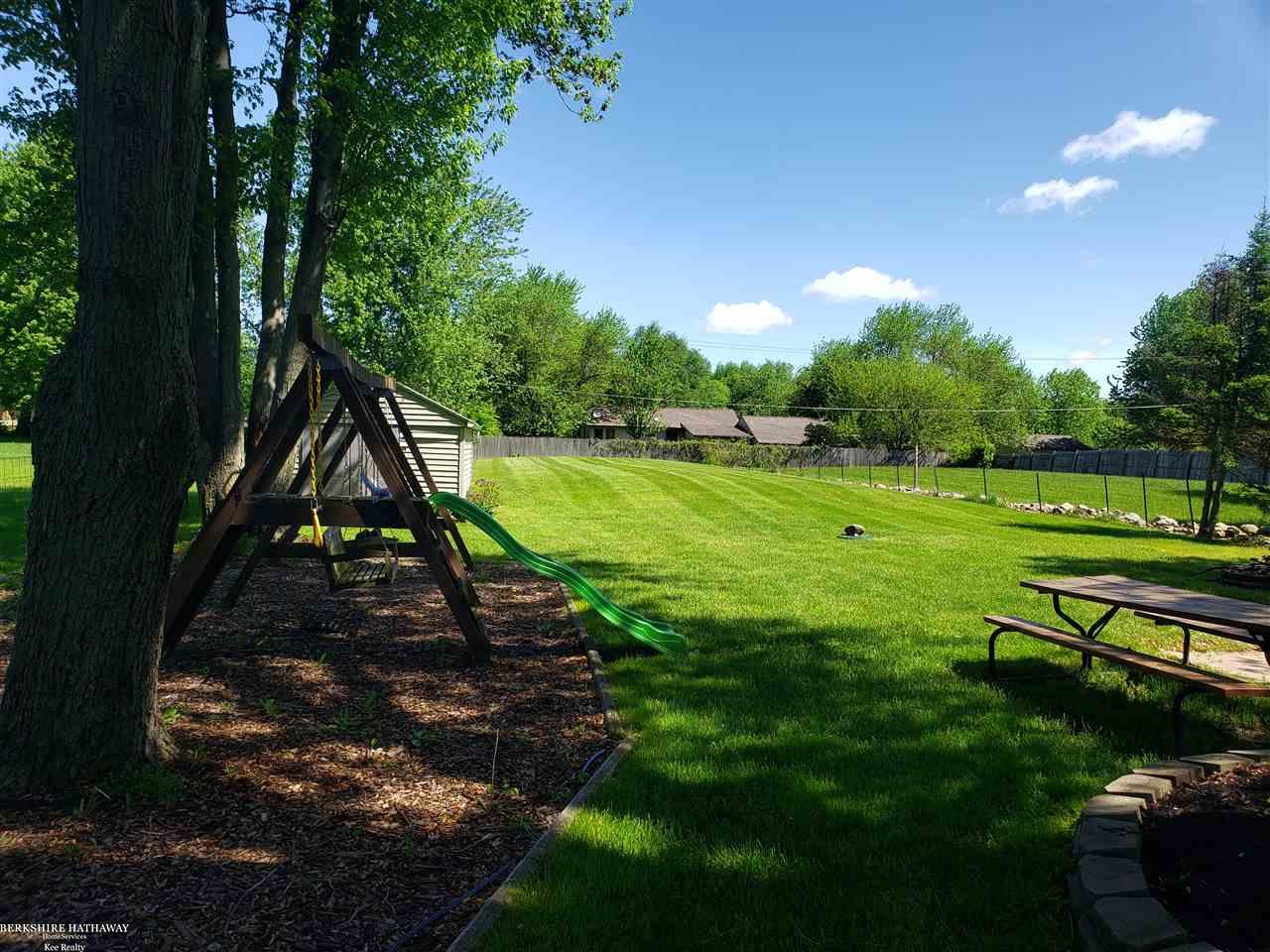 3484 West Oregon Road Lapeer, MI 48446 - Photo 4 of 33 50012898-3.JPG