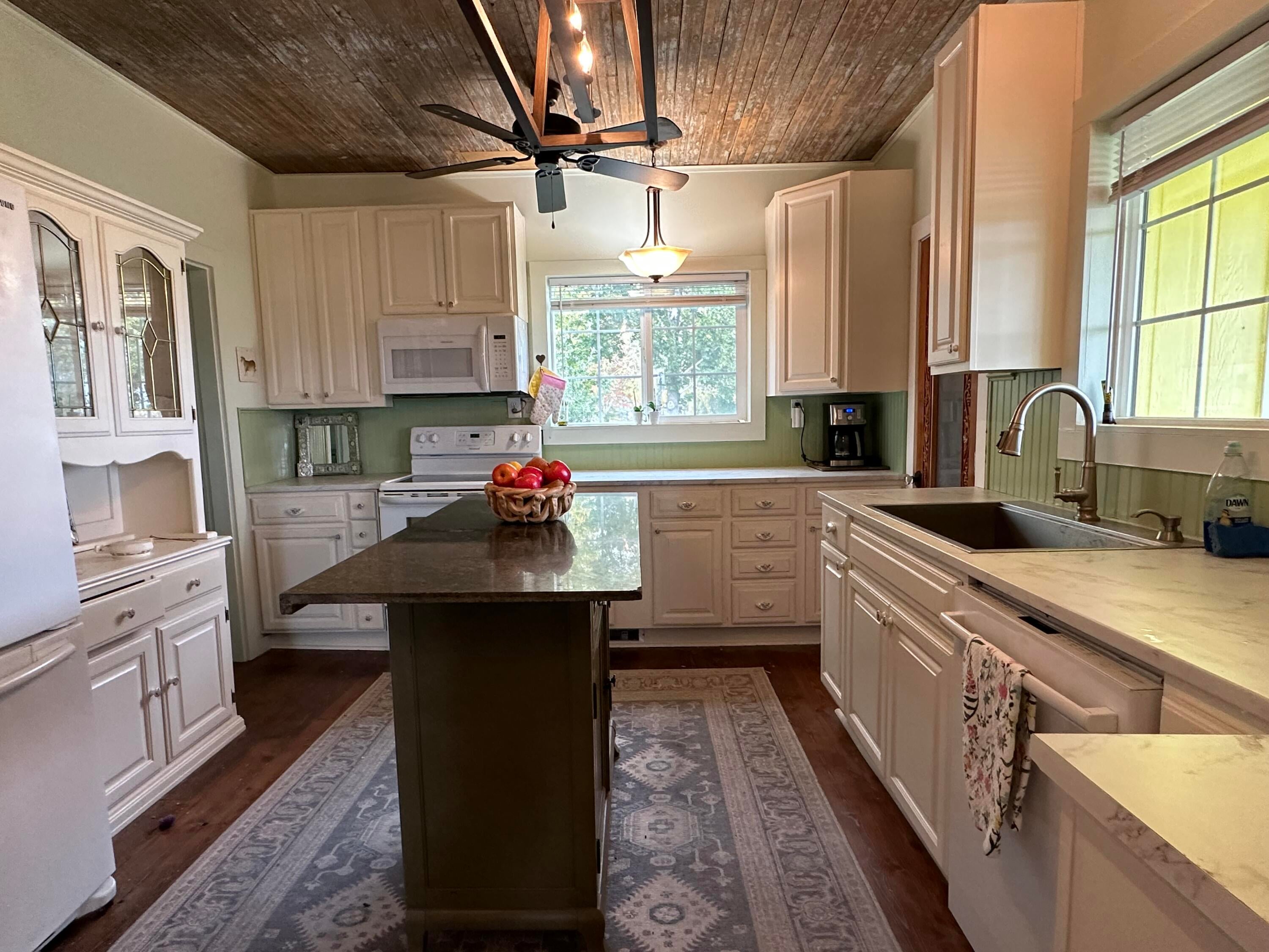 62975 Powell Butte Road Bend, OR 97701 - Photo 12 of 42 12