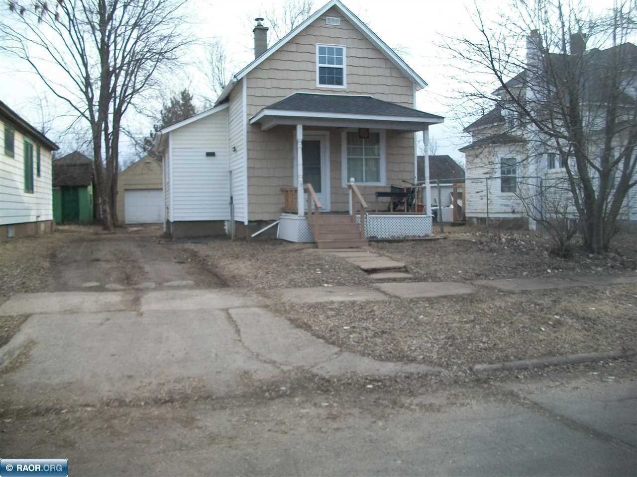 1206 East 14th Street Hibbing, MN 55746 - Photo 7 of 13