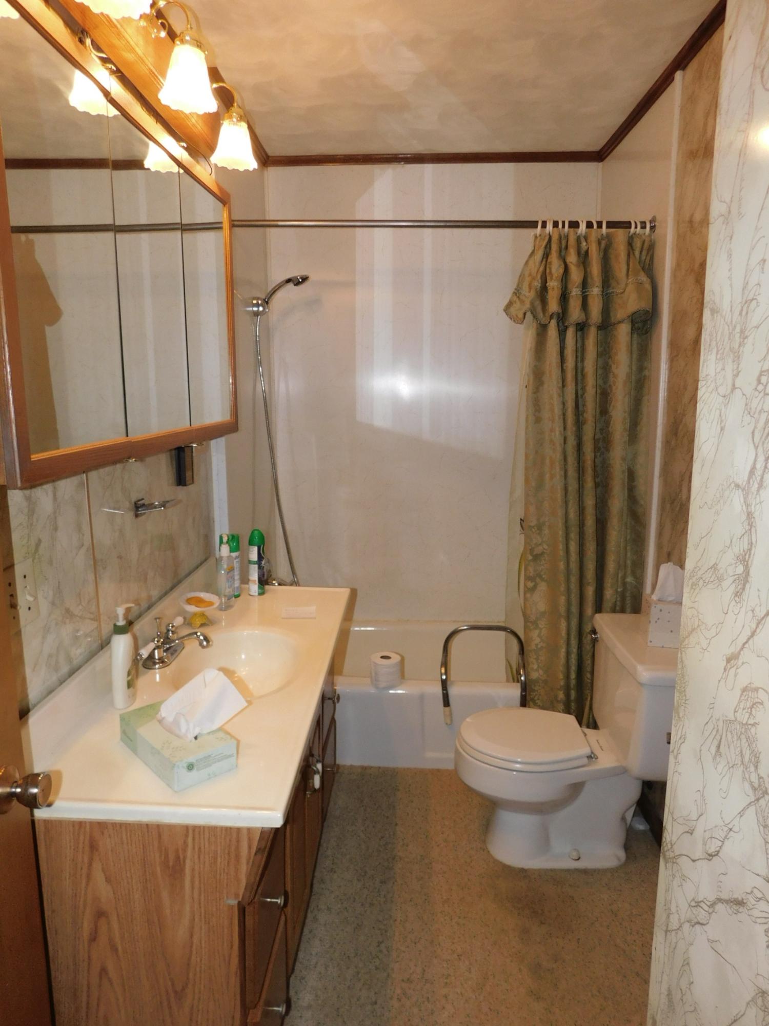 16585 Kettlersville Road Botkins, OH 45306 - Photo 17 of 64