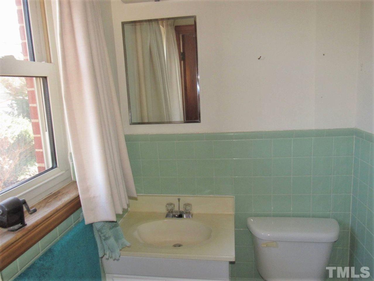 4709 Bennett Memorial Road Durham, NC 27705 - Photo 11 of 26 Gallery Image 11