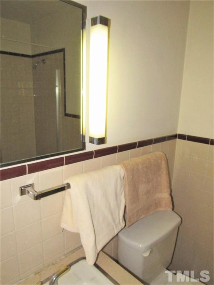 4709 Bennett Memorial Road Durham, NC 27705 - Photo 14 of 26 Gallery Image 14