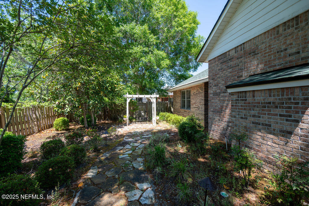 10932 Torrin Road Jacksonville, FL 32221 - Photo 40 of 44 D85_6178-HDR