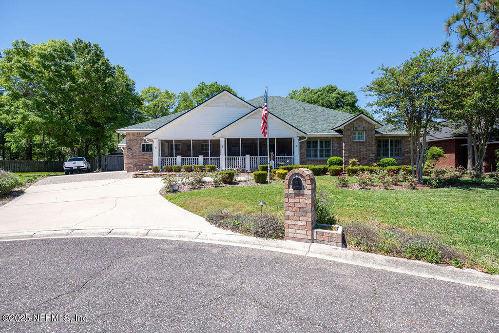 10932 Torrin Road Jacksonville, FL 32221 - Photo 5 of 44 D85_6059-HDR