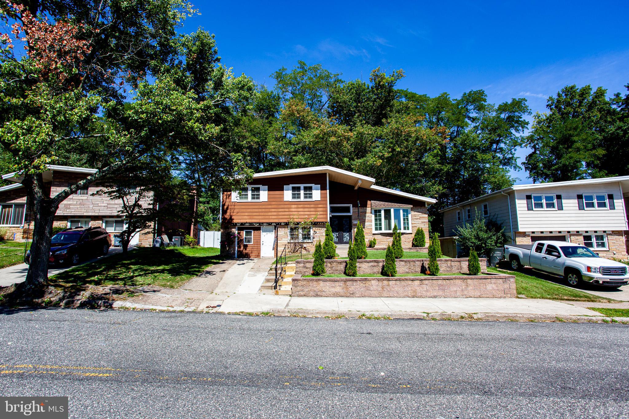 9116 Dale Road Philadelphia, PA 19115 - Photo 1 of 34