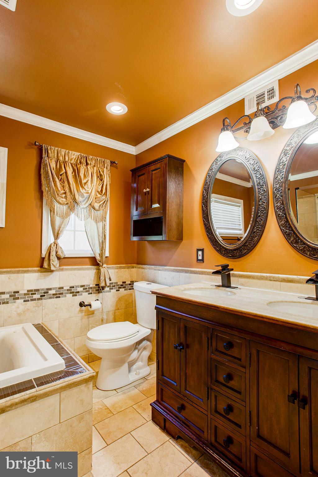 9116 Dale Road Philadelphia, PA 19115 - Photo 15 of 34