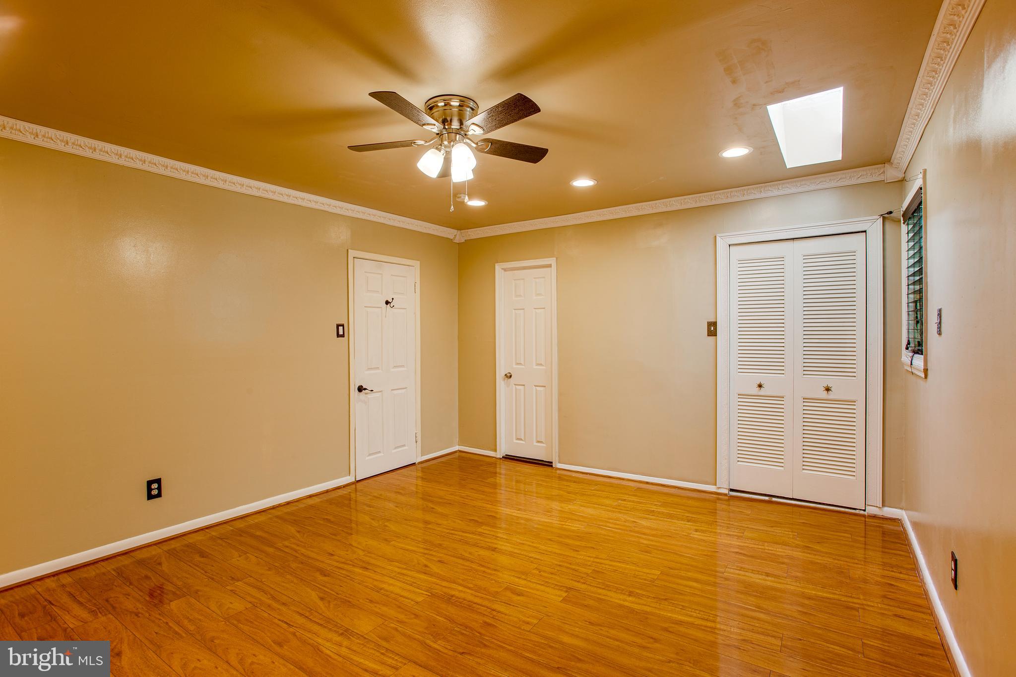 9116 Dale Road Philadelphia, PA 19115 - Photo 18 of 34