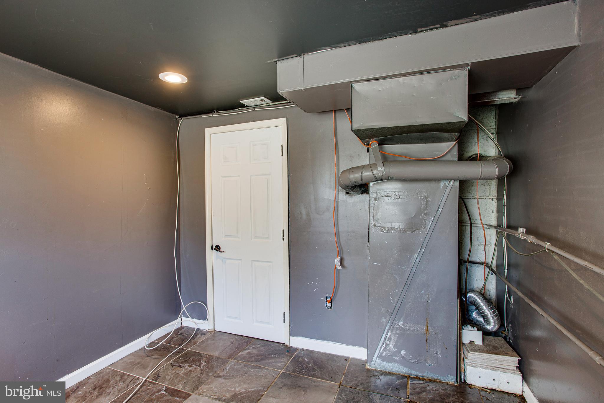 9116 Dale Road Philadelphia, PA 19115 - Photo 23 of 34