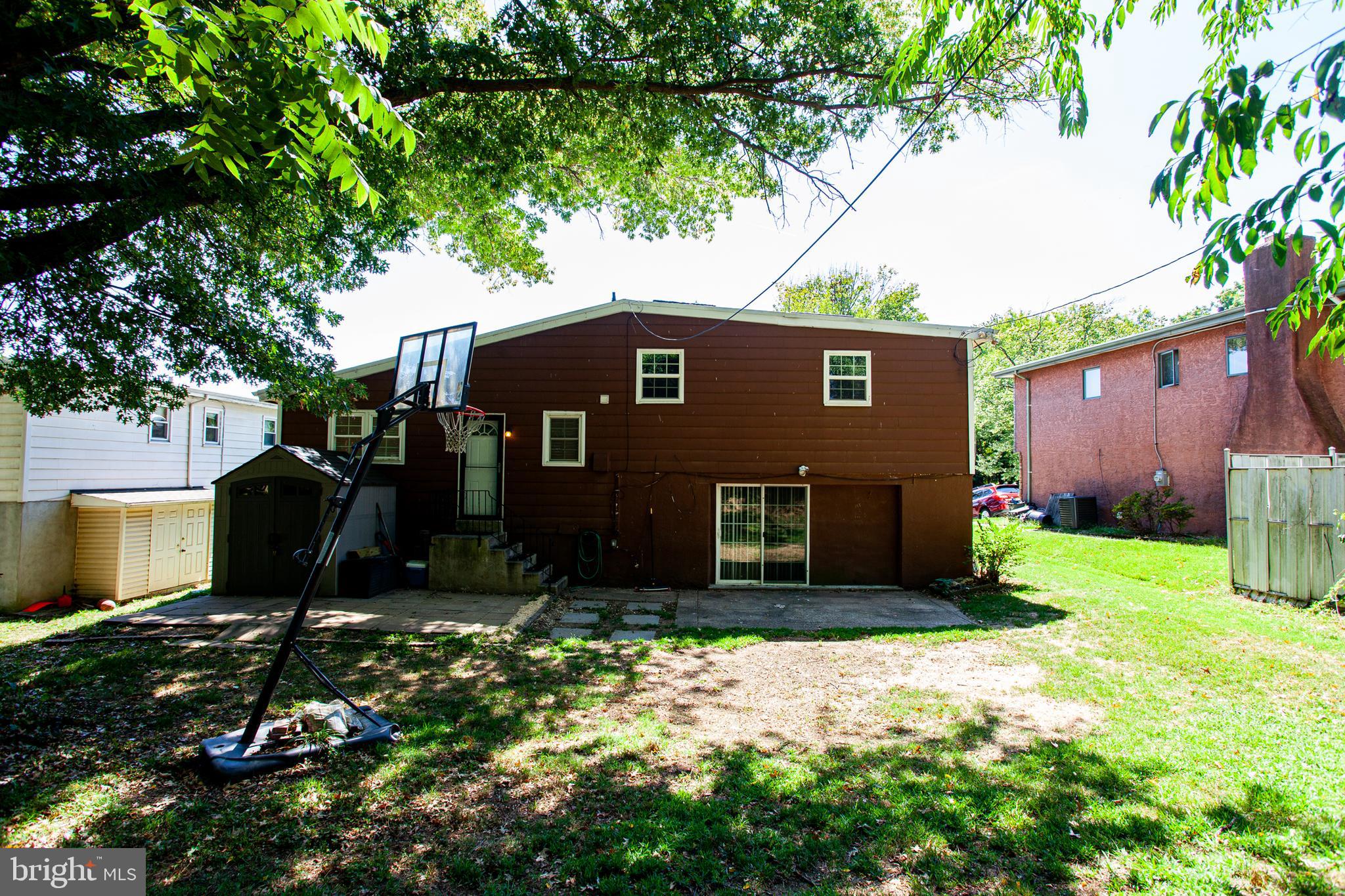 9116 Dale Road Philadelphia, PA 19115 - Photo 32 of 34