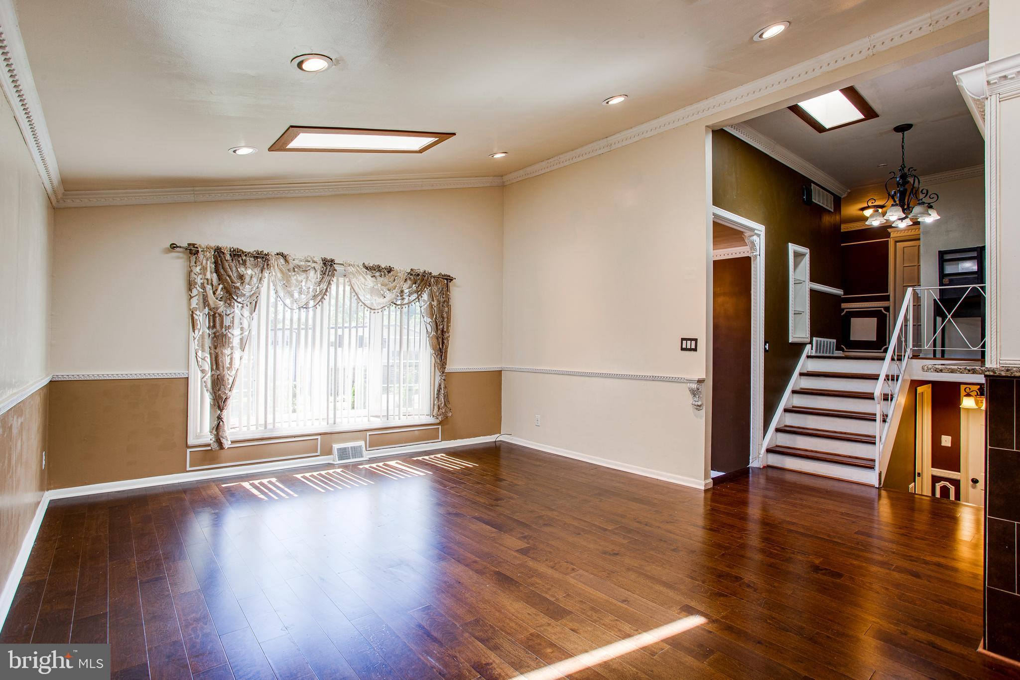 9116 Dale Road Philadelphia, PA 19115 - Photo 7 of 34