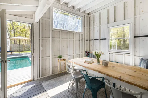 $1,995,000 | 11 North Quarter Road, Westhampton, NY 11977