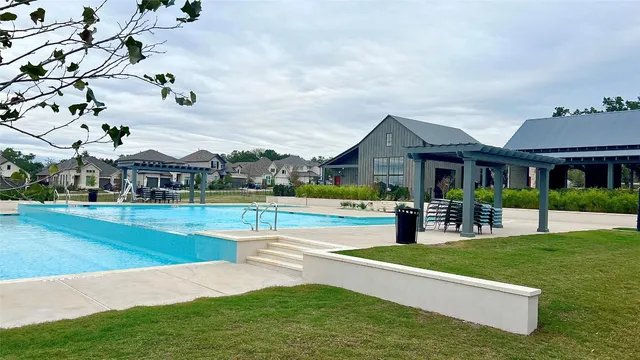 $2,995 | 261 Coyote Crk Way, Kyle, TX 78640