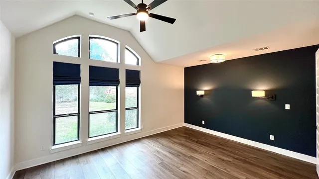 $2,995 | 261 Coyote Crk Way, Kyle, TX 78640