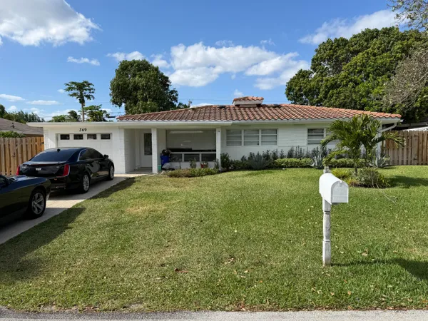 $4,900 | 349 Northeast 31st Street, Boca Raton, FL 33431