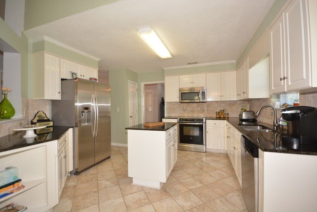 3673 Old Ferry Road Martinez, GA 30907 - Photo 12 of 40