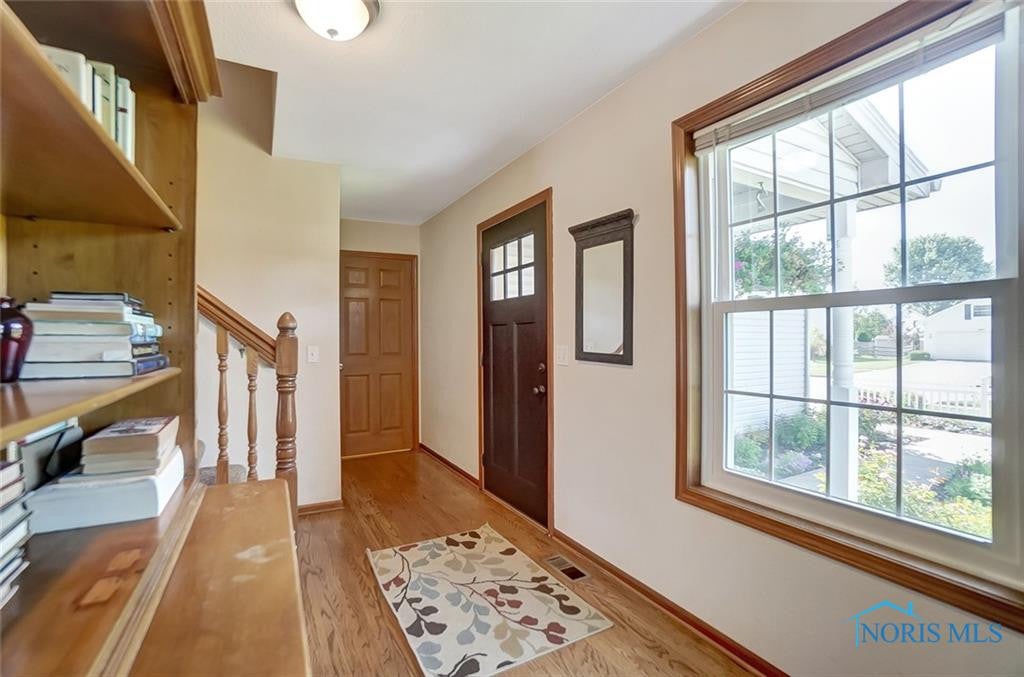 1452 Cardinal Road Bowling Green, OH 43402 - Photo 6 of 47 Gallery Image 6