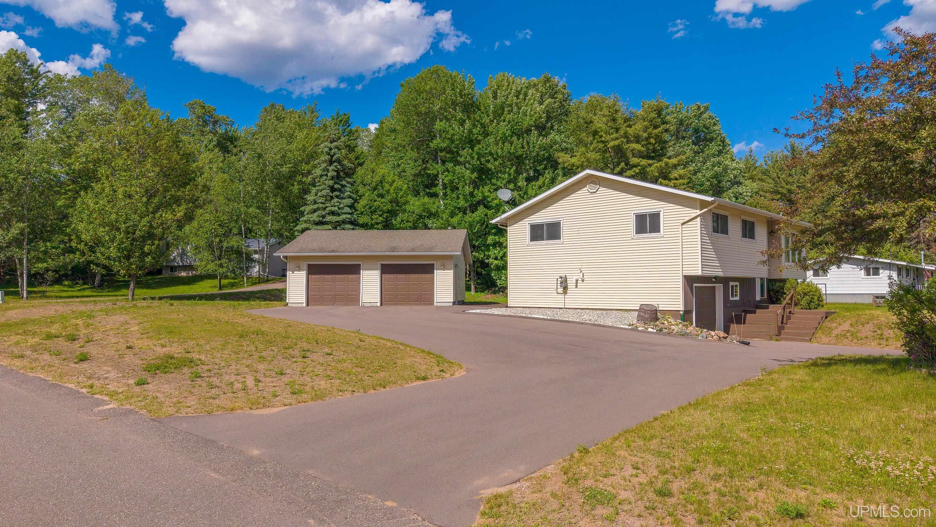 204 Ford Road Marquette, MI 49855 - Photo 39 of 47